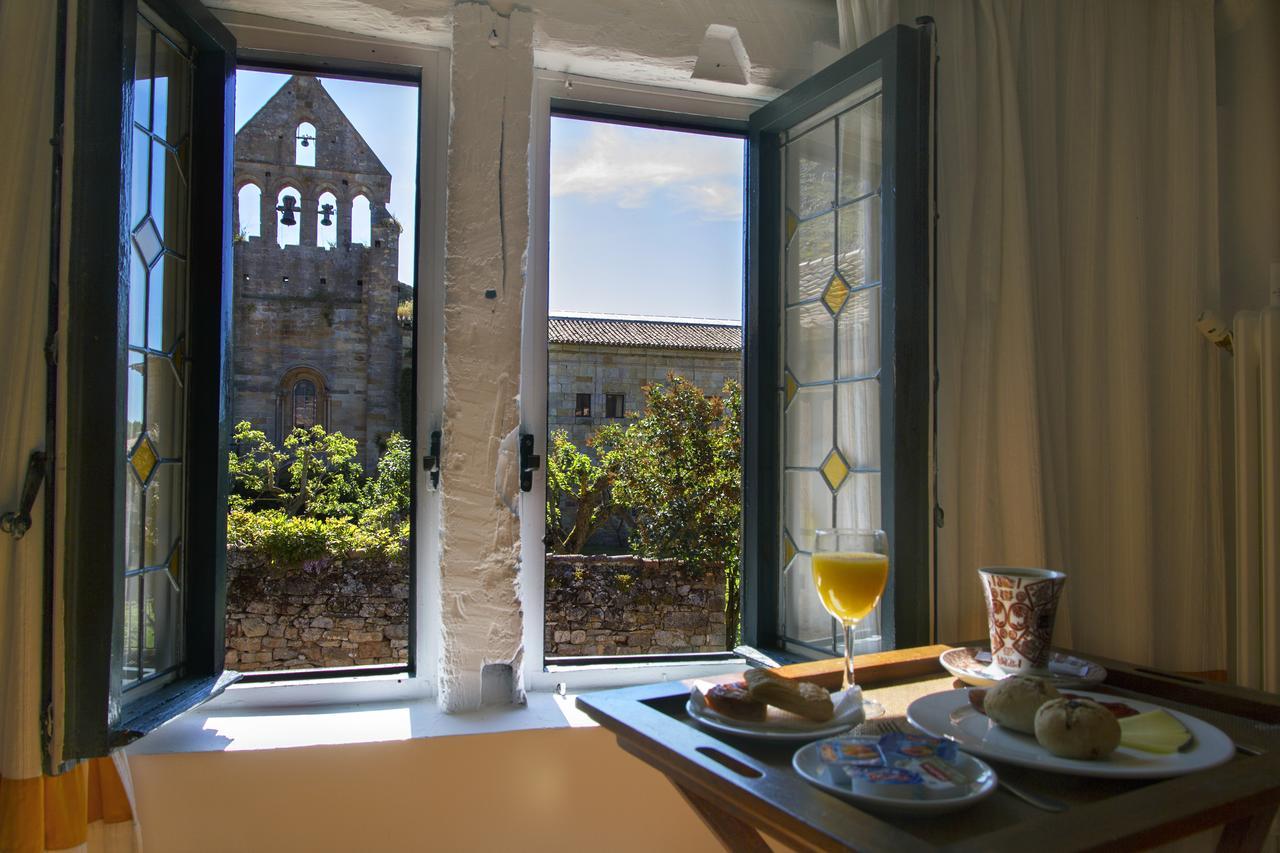Hotel Posada Santa Maria La Real Aguilar de Campoo Bagian luar foto